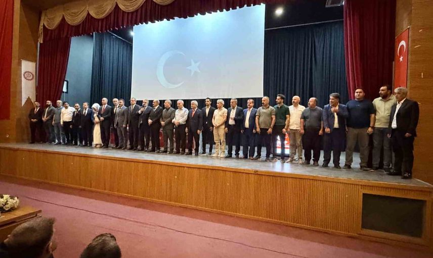 Siirt'te devam kararı: Tükenmez yeniden il başkanı seçildi