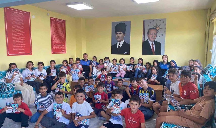 Güvenlik bilinci erken yaşta: Erzincan'da öğrencilere polis eğitimi