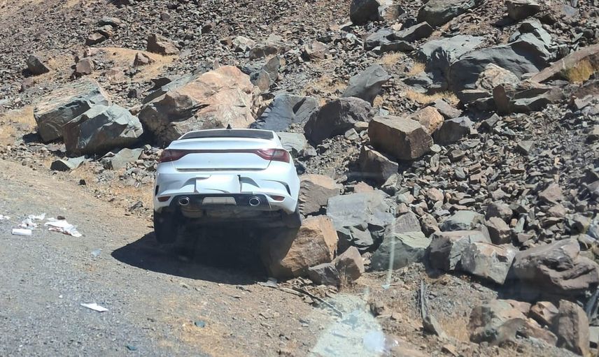 Taşbaşı yakınlarında kaza: aynı aileden üç kişi yaralandı