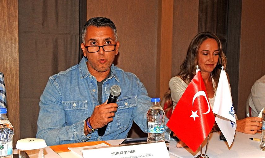 Alaçatı rüzgârıyla gençler buluşuyor: Wind Fest 2026 başladı