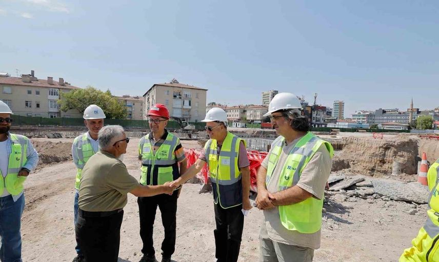 Kartal katlı kavşağı'nda kazık aşaması tamamlanıyor, ilerleme yüzde 40'ı geçti