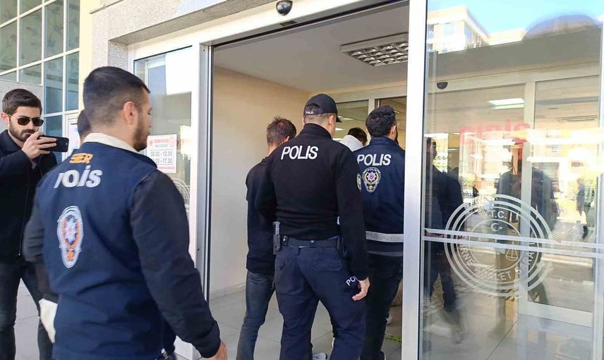 Edirne'de yasa dışı bahis şebekesine operasyon: 274 milyon liralık işlem tespit edildi