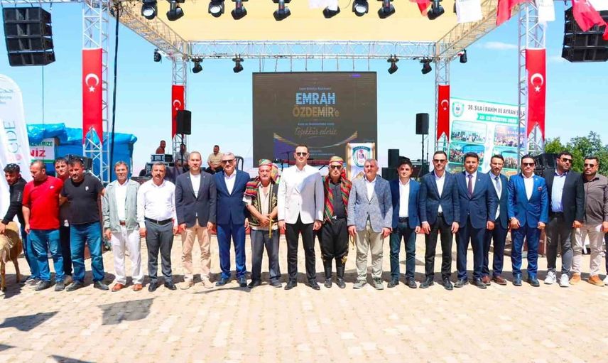 Karavuz Tepesi'nde Kayırlı'nın 30. Sıla-i Rahim ve Ayran Şöleni buluşması