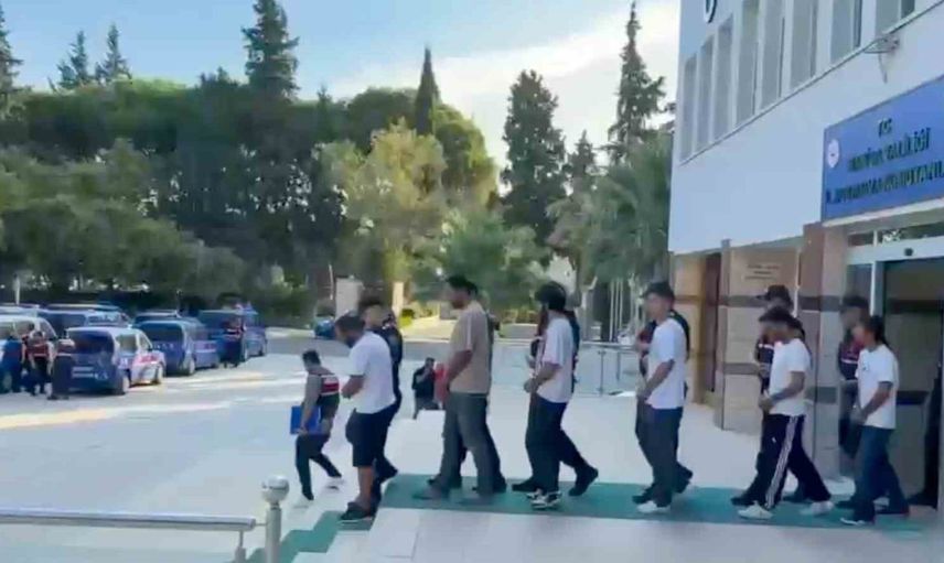 Manisa merkezli operasyonda 1,3 milyar liralık yasa dışı bahis ağı çöktü
