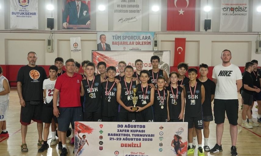 Ege gençleri zafer kupasında Denizli parkelerinde buluştu