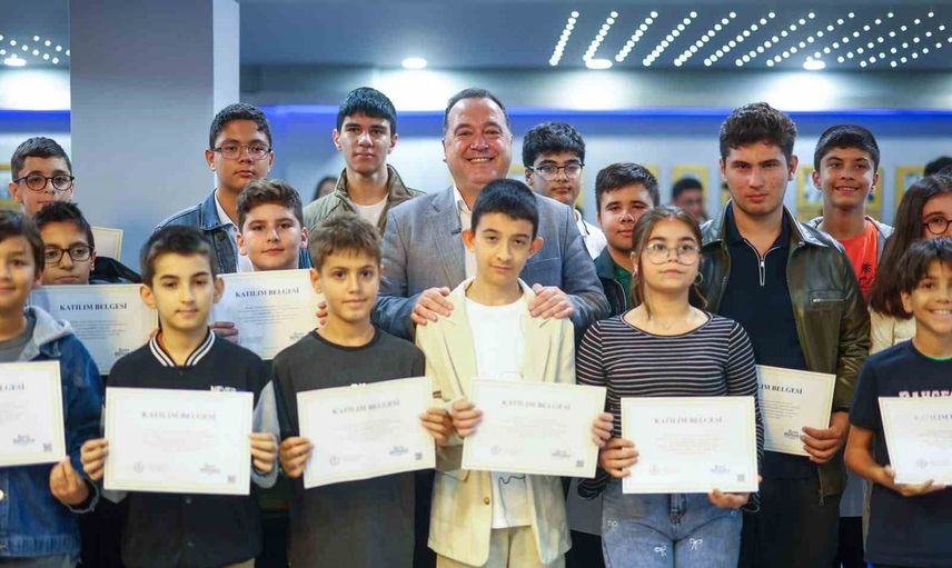 Geleceğin kodları Manisa’da atölyelerde şekillendi