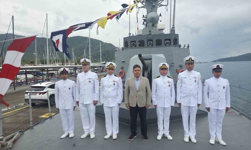 Marmaris'te denizle buluşma: TCG Zıpkın halka açıldı