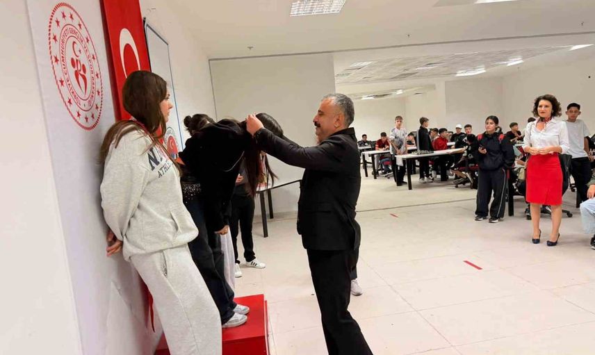 Koruma altındaki çocukların satranç turnuvası Eskişehir'de gerçekleştirildi