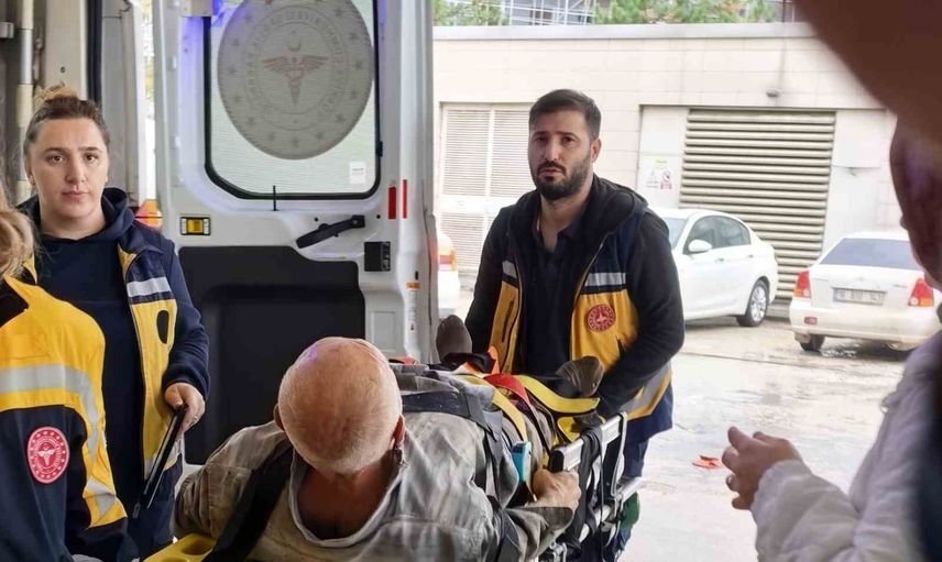 Fabrikada bakım yapan usta asansörün düşmesiyle yaralandı