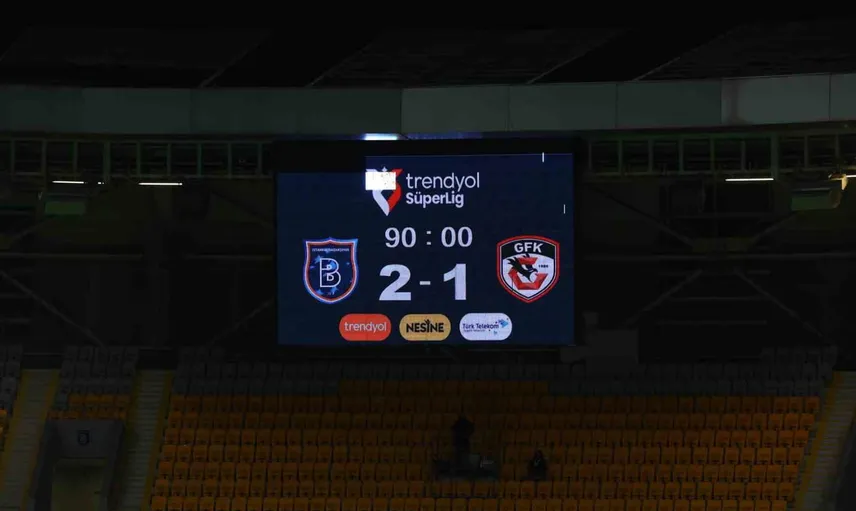 Başakşehir'de dönüş: evinde Gaziantep FK'yi 2-1 yendi