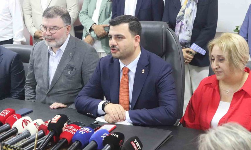 Menderes'te partiye katılma isteği tartışması: İlkay Çiçek 1,5 yıldır AK Parti'ye başvurdu, talep reddedildi