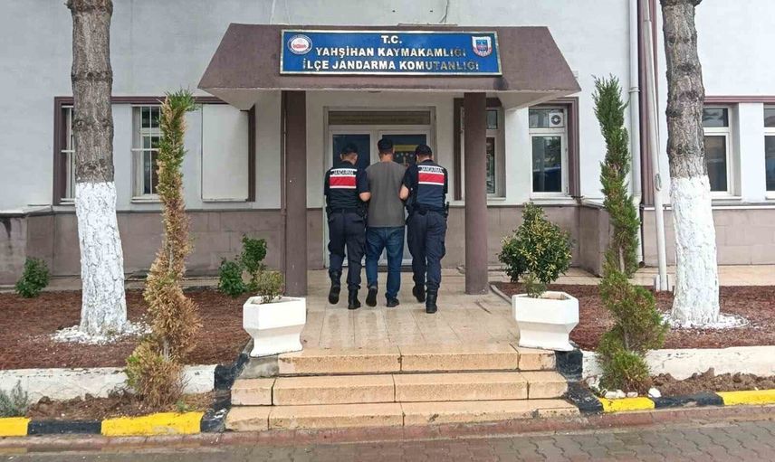 Kırıkkale’de aranan kasten öldürme hükümlüsü jandarmayla yakalandı