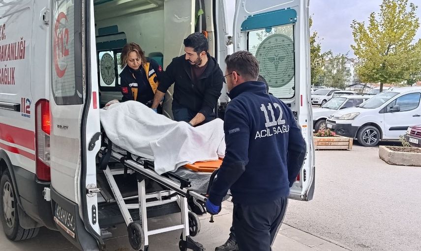 Kamyon kasasından düşen kişi beyşehir devlet hastanesinde tedavi altına alındı