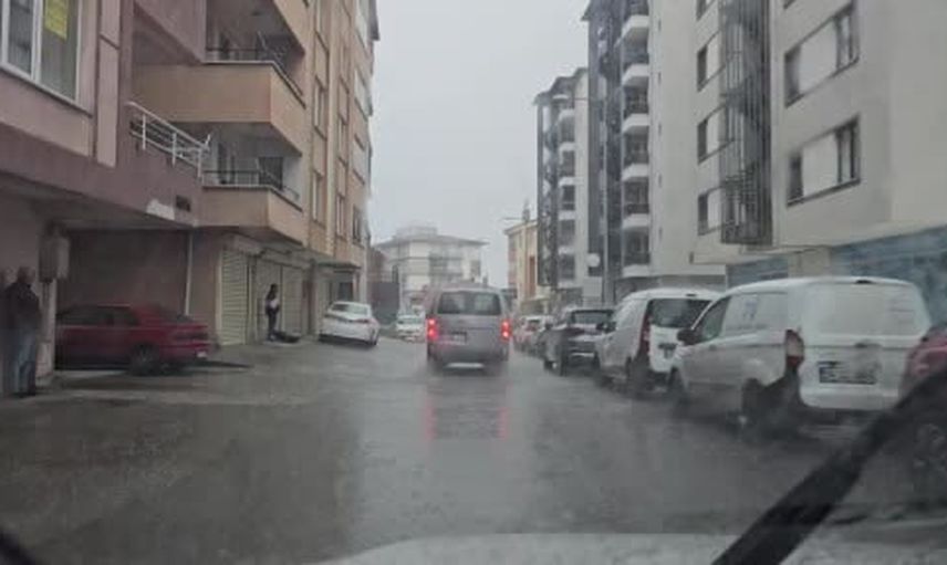 Zonguldak'ta liman çamurun gölgesinde sabah fırtınası