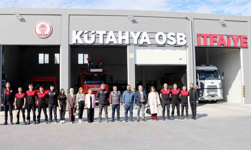 öğrencilerden kütahya osb itfaiyesine anlamlı ziyaret