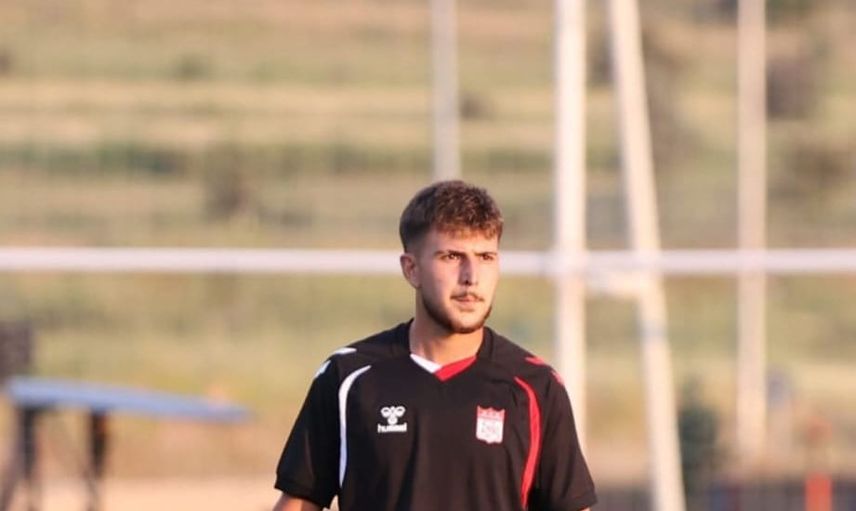 Sivasspor'dan altyapı müjdesi: Ayberk Selvili profesyonel oldu