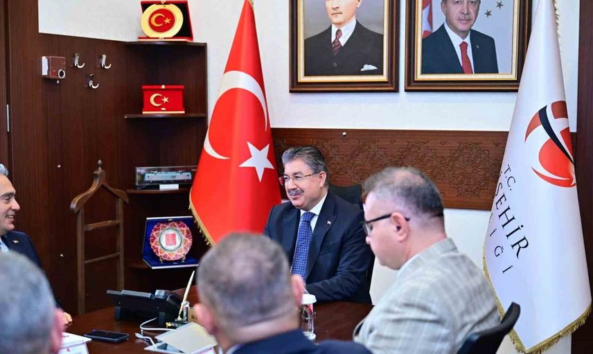 Eskişehir'de valinin başkanlığında kent güvenliği masaya yatırıldı