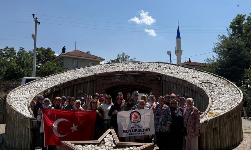 Komşu ilçelerden kadınlar Acıpayam’da kültür turunda buluştu