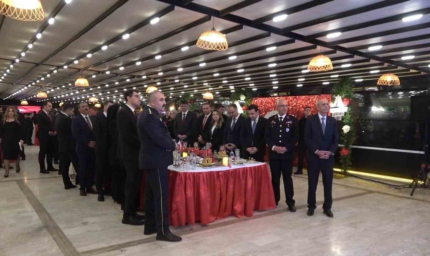 Kilis'te 103. yıl coşkusu polis evi'nde