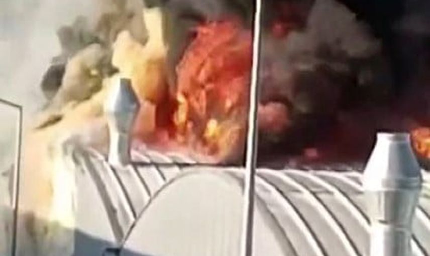 Antakya'da MOBSAN'da atölye yangını: itfaiye ekipleri müdahale ediyor