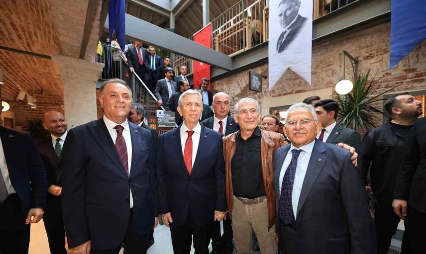 Kuyumcu Han yeni kimliğiyle kent belleğine bağlandı
