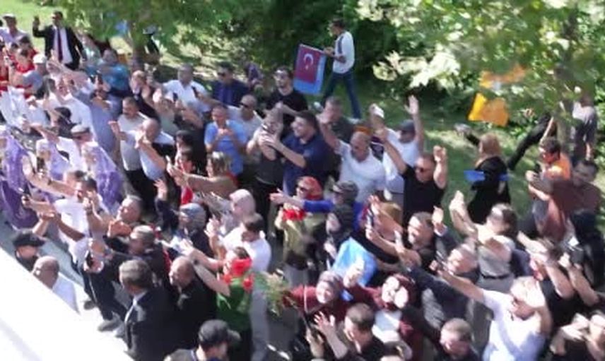 Samsun'da yollar doldu taştı: cumhurbaşkanı Erdoğan'a sevgi gösterileri