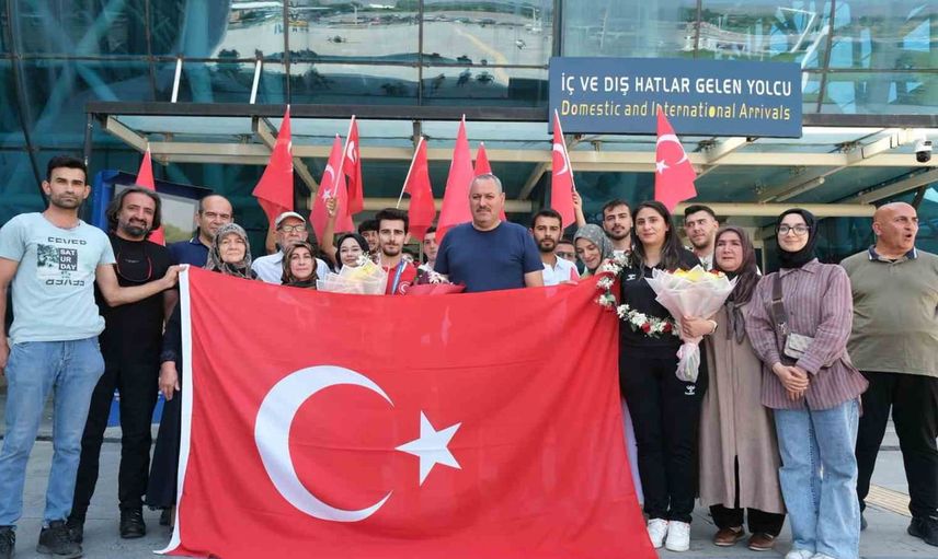 Erzincan'da genç atıcının Avrupa bronzu kentte heyecan yarattı