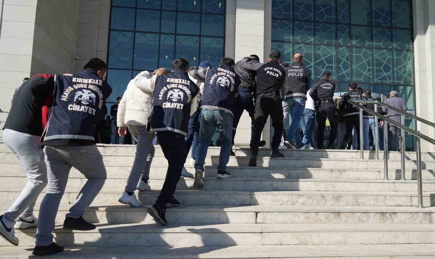 Kırıkkale’de kapsamlı soruşturma: fuhuş, uyuşturucu ve reşit olmayan iddiaları sonrası 35 gözaltı