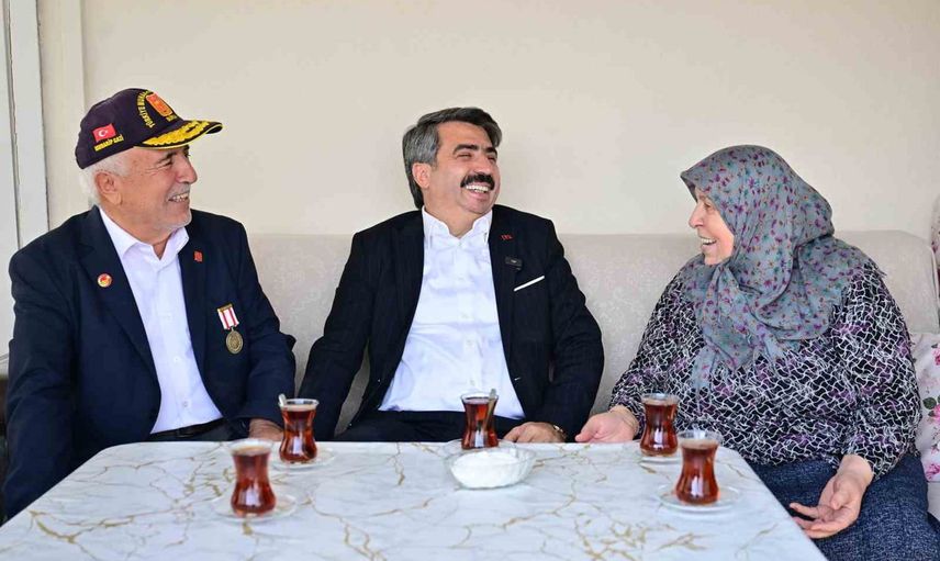 Başkan Yılmaz'tan gazi Cafer Kaya'ya ev ziyareti ve vefa mesajı