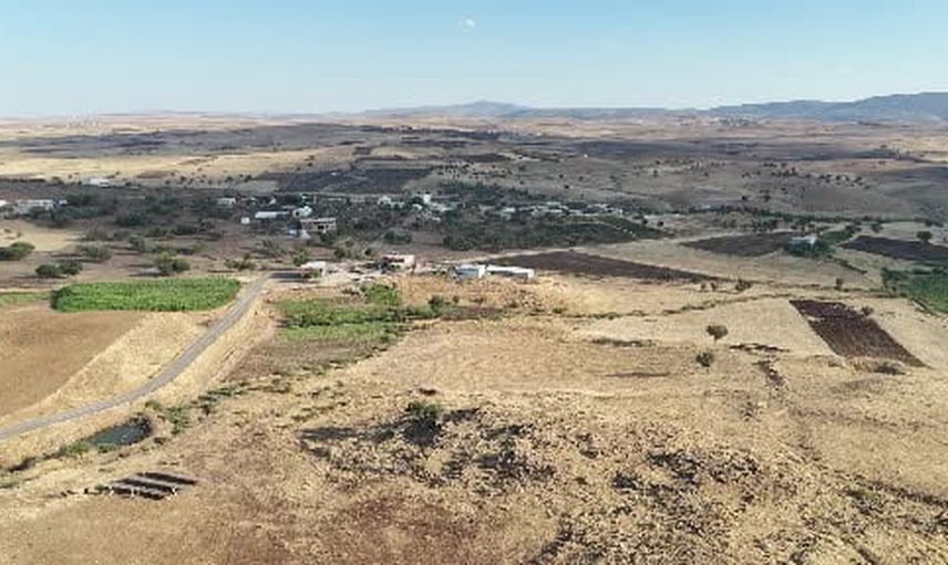 Dron görüntüleri Çermik'teki evin kırık camlarını ortaya çıkardı