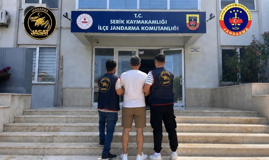 Jandarma dedektifleri Antalya'da bir ayda 1.331 aranan kişiyi yakaladı