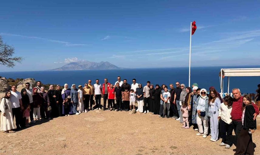 Şehit aileleri ve gaziler için Çanakkale ve Gökçeada gezisi düzenlendi