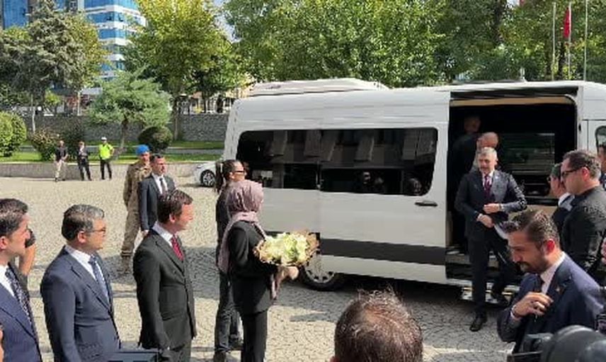 İçişleri bakanı Çiftçi Batman'da valiliği ziyaret etti