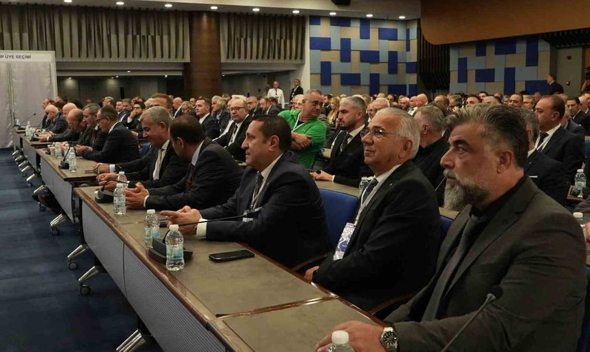 Mahmut Özgener liderliğinde İZTO yeni döneme başladı