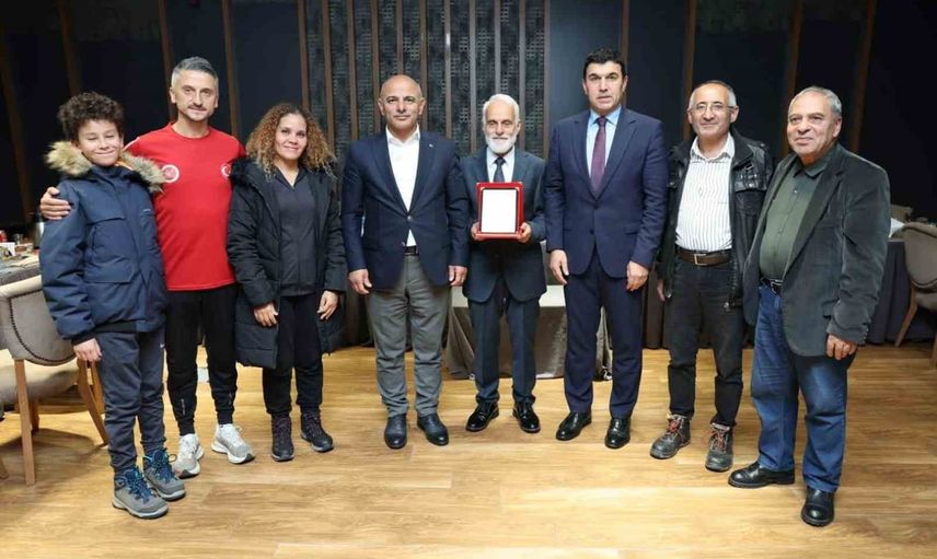 İleri yaştan gelen zafer: 10 kilometreyi 57 dakikada koştu ve şampiyon oldu