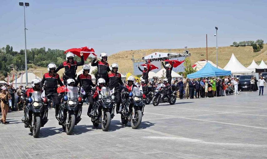 Ahlat'ta 955 yıllık malazgirt zaferi coşkusu sürüyor