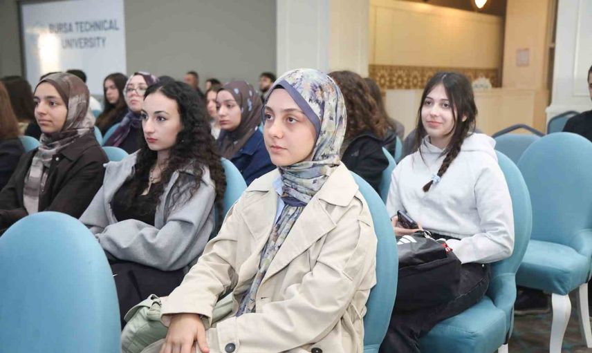 Tercih öncesi bir ay: 'Tercihten Önce Üniversiteni Yaşa' ile kampüs hayatını tanıma fırsatı
