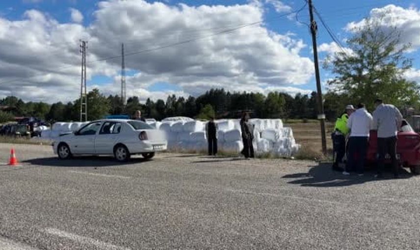 Kastamonu'da Subaşı mevkiinde iki otomobil çarpıştı: üç kişi yaralandı
