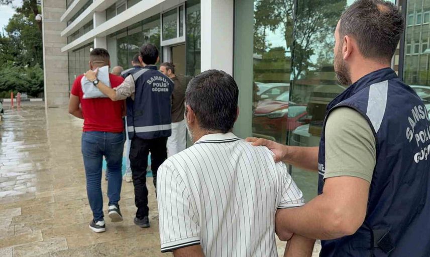 Samsun girişinde düzenlenen operasyonda 13 Afgan yakalandı, 4 şüpheli gözaltında