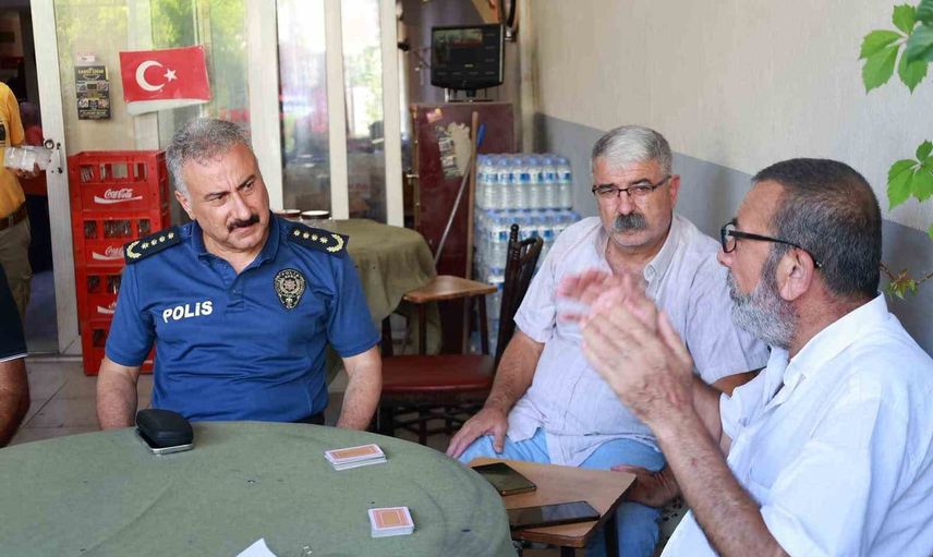 Müdür Aktaş Siteler Mahallesi'nde güvenlik ve talepleri yerinde dinledi
