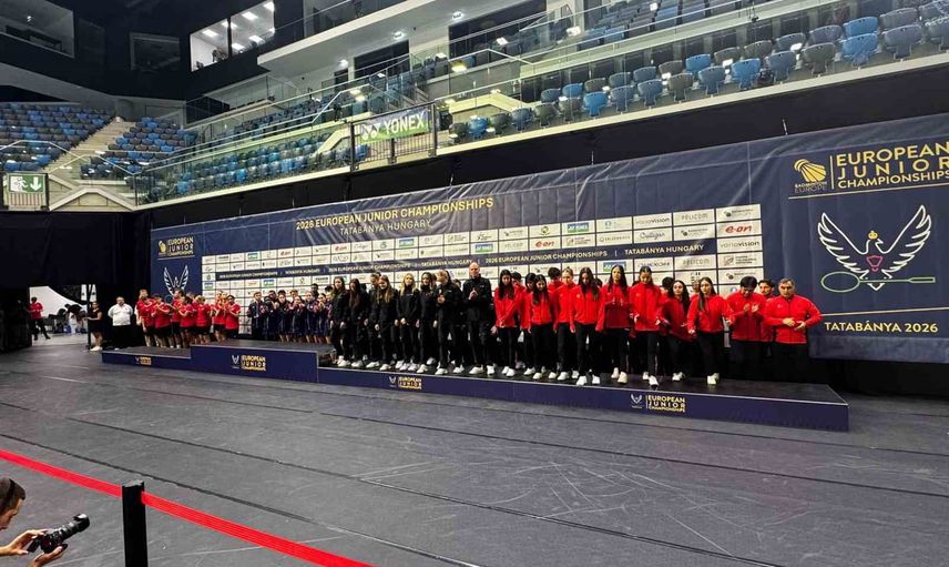 Tatabanya'da bronzla dönen badminton milli takımı