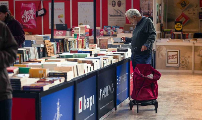 Kitap tutkusu Kocaeli fuarında valizlere taşındı