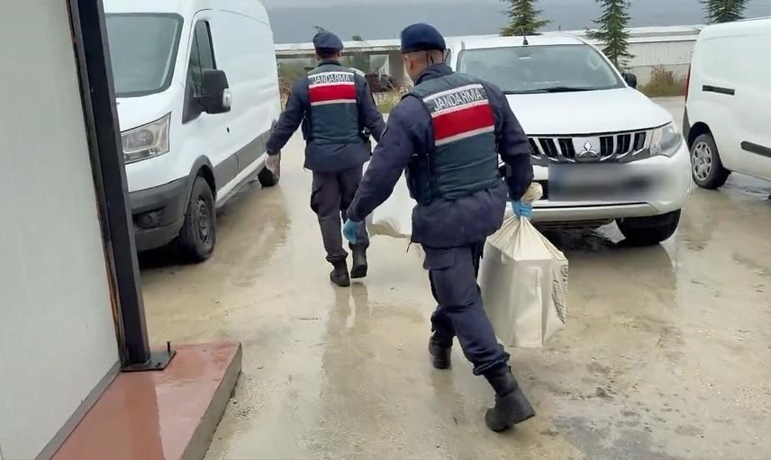 Zimmet soruşturmasında Bolu'da üç kişi serbest bırakıldı