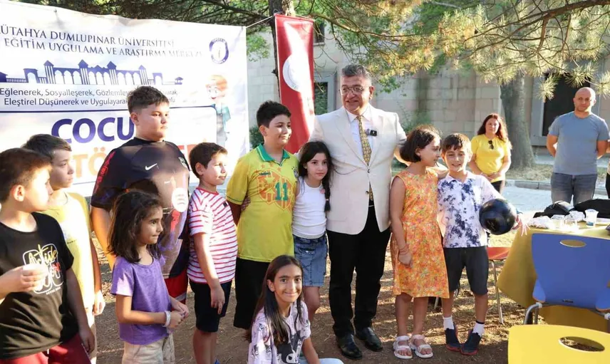 Kütahya'da yaz atölyeleri son etkinlikle ailelerle buluştu