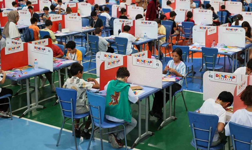 Denizli'de gençler Deneyap uygulama sınavında projelerini sahneledi