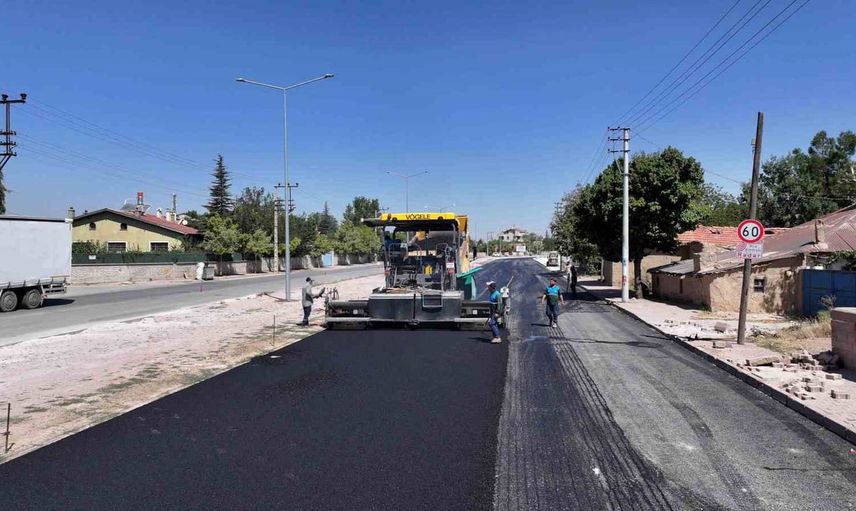 Karatay’da etap etap yenilenen yollar kullanıma açıldı