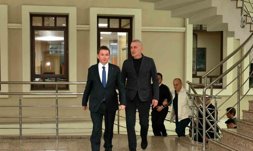 Bursa buluşması: TFF Başkanı İbrahim Hacıosmanoğlu Osmangazi'de Erkan Aydın'ı ziyaret etti
