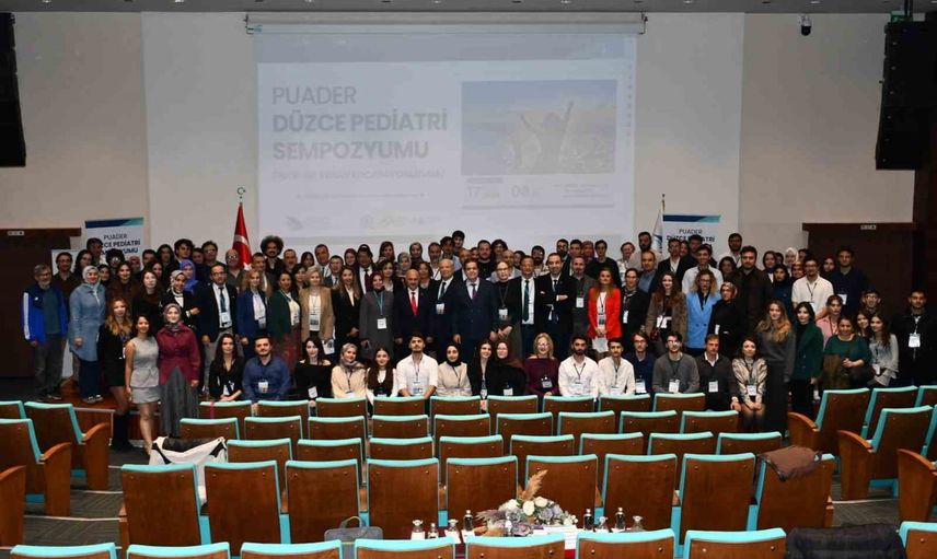 Uzmanlar çocuk sağlığında güncel yaklaşımları Düzce'de tartıştı
