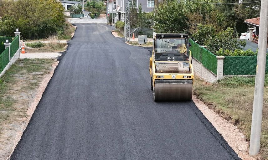 Kartepe'de yollar yenileniyor: mahalle mahalle ulaşım konforu artırılıyor