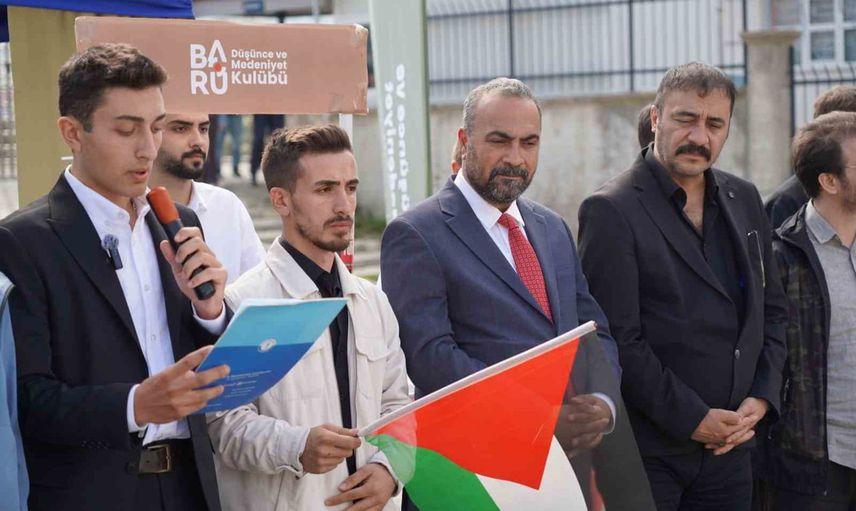 Bartın Üniversitesi'nde Gazze'nin gündemine taşınan görsel sergi ve çadır çalışmaları
